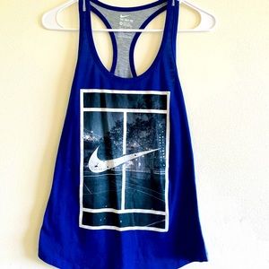 🆑⤵️Nike Athletic Active Fitness Tank Top Size M